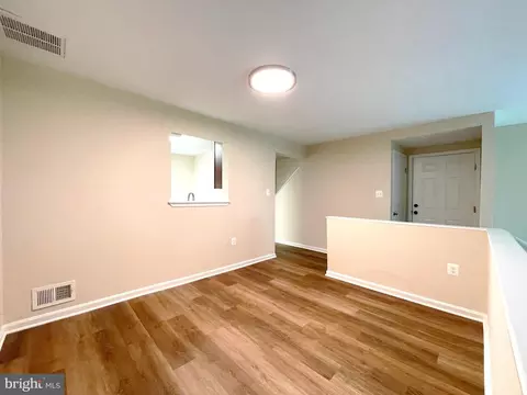 Living - 62 Keepsake Pl, Waldorf, MD 20602 photo 7 of 8