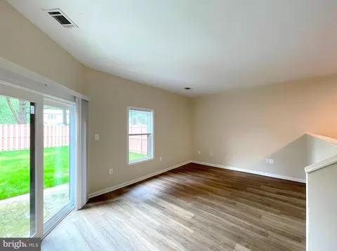 Living - 62 Keepsake Pl, Waldorf, MD 20602 photo 3 of 8