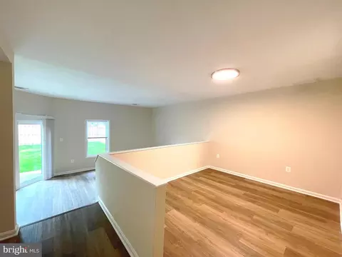 Living - 62 Keepsake Pl, Waldorf, MD 20602 photo 5 of 8
