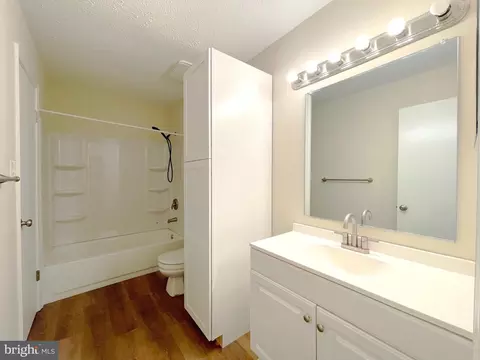 Bath - 62 Keepsake Pl, Waldorf, MD 20602 photo 2 of 2