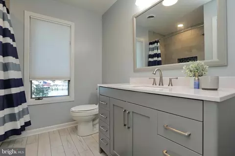 Bath - 11720 Over Creek Ct, Issue, MD 20645 photo 9 of 12
