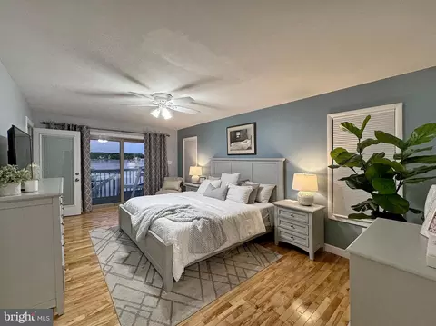 Bedroom - 11720 Over Creek Ct, Issue, MD 20645 photo 2 of 11