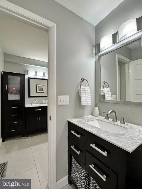 Bath - 11720 Over Creek Ct, Issue, MD 20645 photo 4 of 12