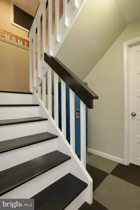 Entry Way - 11720 Over Creek Ct, Issue, MD 20645 photo 21 of 22