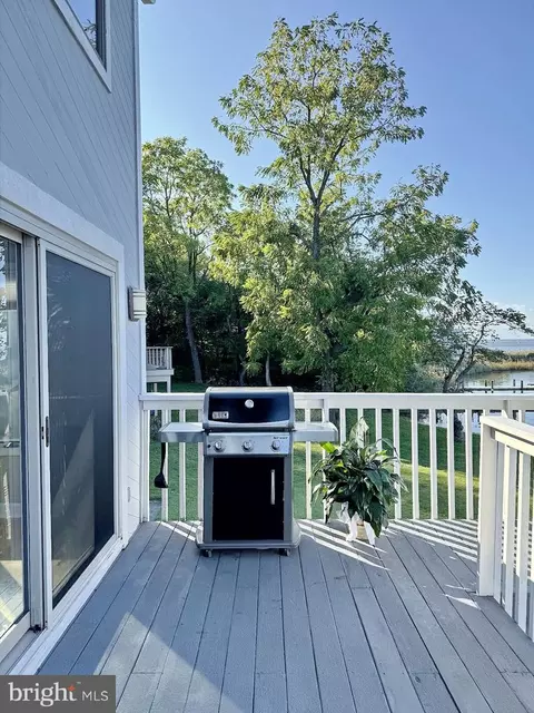 Exterior - 11720 Over Creek Ct, Issue, MD 20645 photo 13 of 19