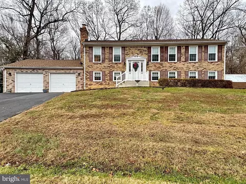 504 Clarks Run Rd, La Plata, MD 20646
