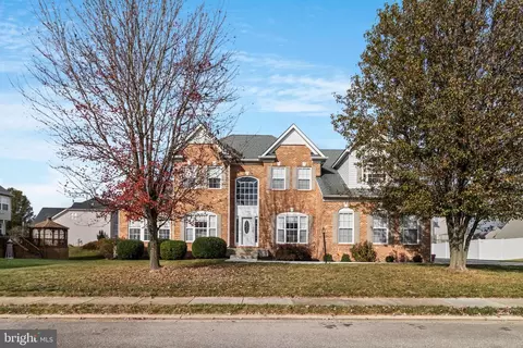 1204 Fescue Cir, La Plata, MD 20646