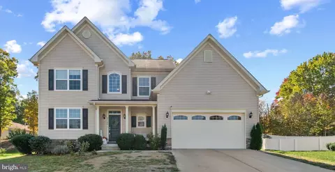 9760 Leighland Ct, Waldorf, MD 20603