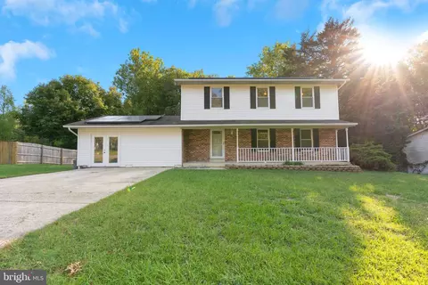 11615 Kipling Dr, Waldorf, MD 20601