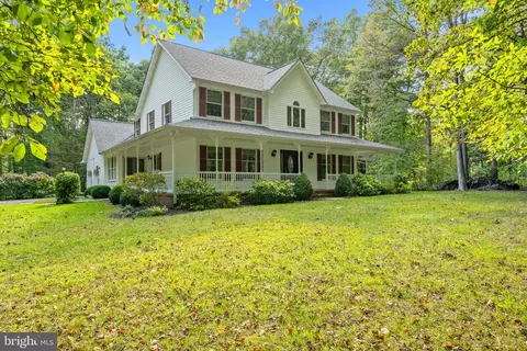 7750 Arborview Dr, Charlotte Hall, MD 20622