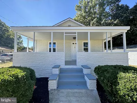 107 Ellerbe Dr, Indian Head, MD 20640