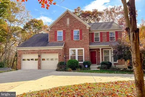 2464 Kenbrook Ct, Waldorf, MD 20603