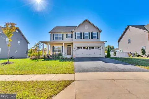 8713 Whittington St, Waldorf, MD 20603