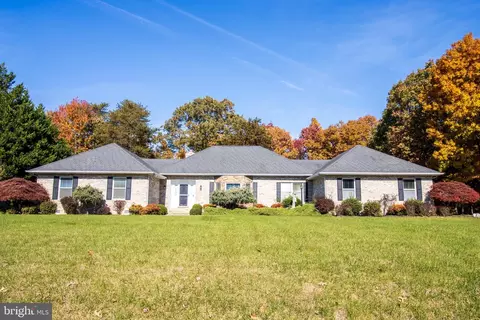 1006 Wiltshire Dr, La Plata, MD 20646
