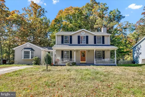 3823 Primrose Dr, Waldorf, MD 20602