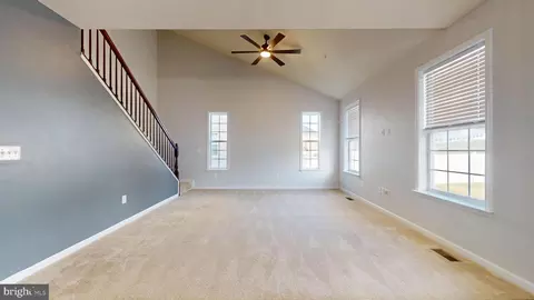 Entry Way - 6910 Coldstream Ct, Bryans Road, MD 20616 photo 10 of 20
