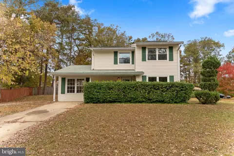 5 Tadcaster Cir, Waldorf, MD 20602