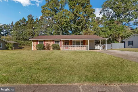 932 Copley Ave, Waldorf, MD 20602