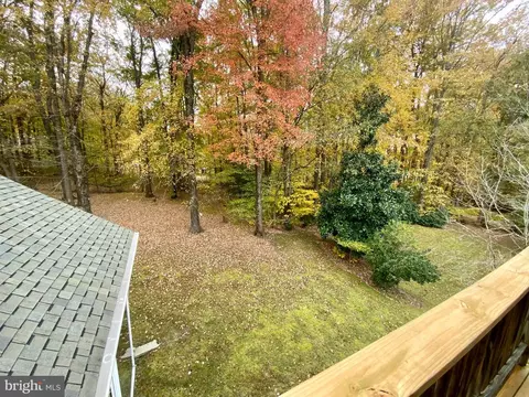 8045 Settle Ct, Waldorf, MD 20603 photo 19