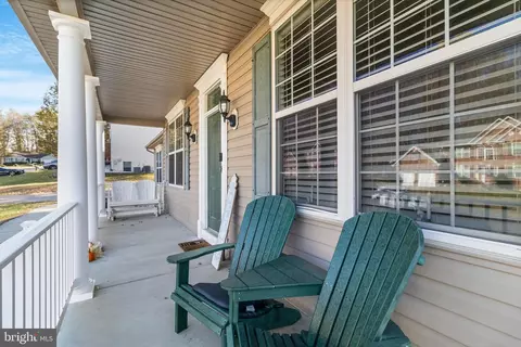 8045 Settle Ct, Waldorf, MD 20603 photo 13