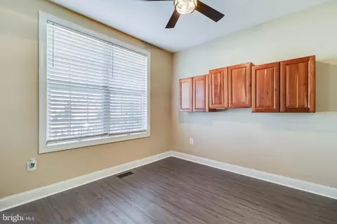 8045 Settle Ct, Waldorf, MD 20603 photo 7