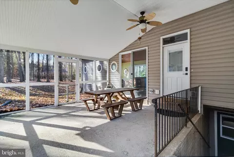 8045 Settle Ct, Waldorf, MD 20603 photo 52