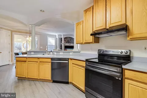 8045 Settle Ct, Waldorf, MD 20603 photo 39