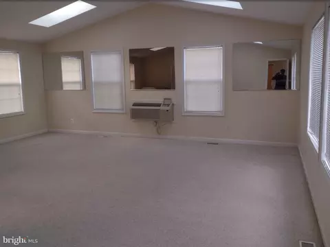 9 Cypress Pl, Indian Head, MD 20640