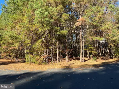 11310 Ingels Ct, Issue, MD 20645