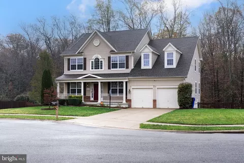5243 Pond View Ct, Indian Head, MD 20640