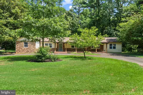 18158 Piedmont Dr, Cobb Island, MD 20625