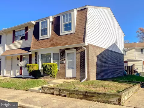11849 Oak Manor Dr #33, Waldorf, MD 20601