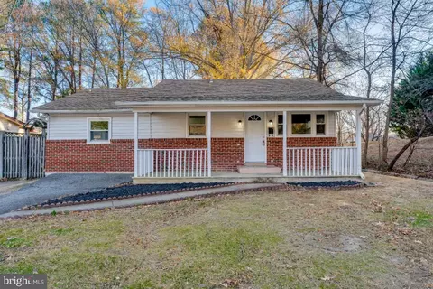 13 Prospect Ave, Indian Head, MD 20640