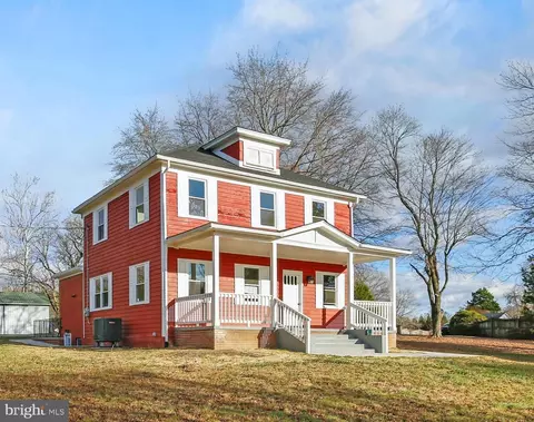 8474 Old Leonardtown Rd, Hughesville, MD 20637