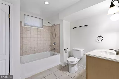 Bath - 11654 Kipling Dr, Waldorf, MD 20601 photo 3 of 4