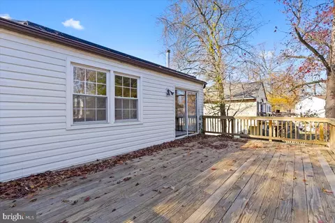 Exterior - 11654 Kipling Dr, Waldorf, MD 20601 photo 4 of 5