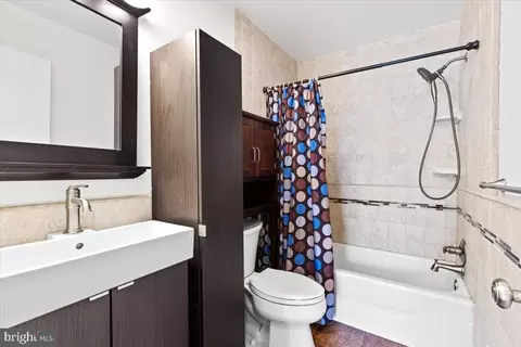 Bath - 11654 Kipling Dr, Waldorf, MD 20601 photo 2 of 4