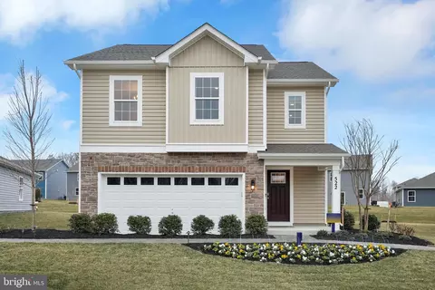 317 Long Branch Ln, La Plata, MD 20646