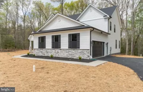 17270 Braddock Pl, Hughesville, MD 20637