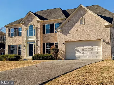 5489 Notched Beak Ct, Waldorf, MD 20601
