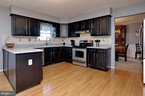 101 Cornwall Ct, La Plata, MD 20646 photo 24