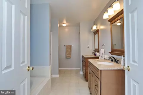 101 Cornwall Ct, La Plata, MD 20646 photo 38