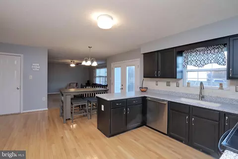 101 Cornwall Ct, La Plata, MD 20646 photo 27