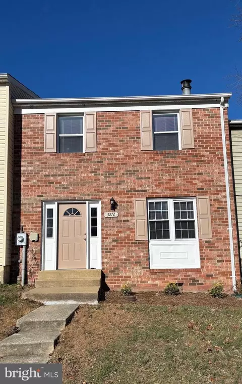 3272 Ryon Ct, Waldorf, MD 20601