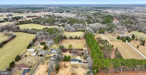 10610 Laplata Rd, La Plata, MD 20646