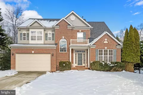 7862 Oxon Ct, White Plains, MD 20695