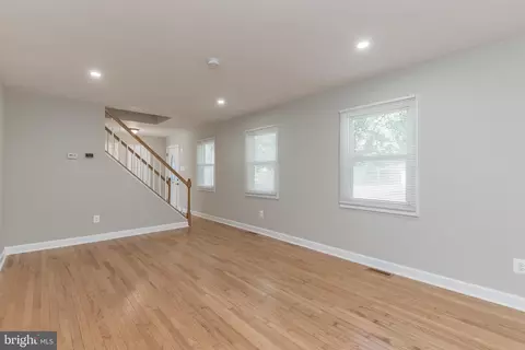 Living - 11659 Kipling Dr, Waldorf, MD 20601 photo 1 of 3