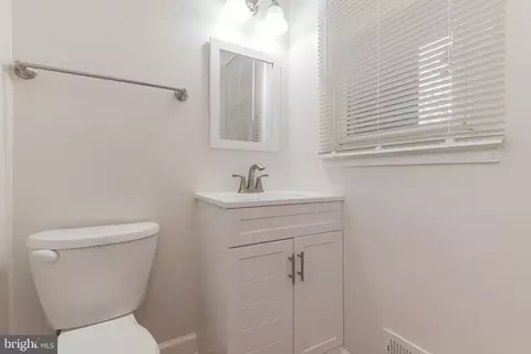 Entry Way - 11659 Kipling Dr, Waldorf, MD 20601 photo 2 of 3