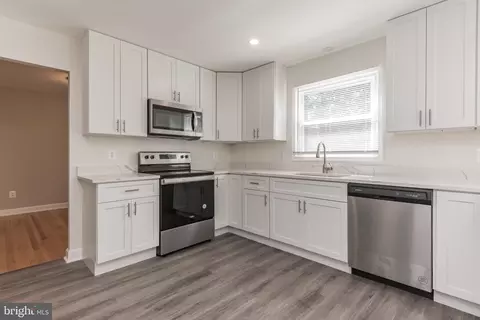 Kitchen - 11659 Kipling Dr, Waldorf, MD 20601 photo 2 of 2