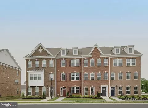 10658 Roundstone Ln, White Plains, MD 20695
